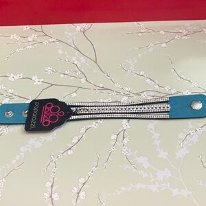 ❄️ Paparazzi | Teal and Silver Snap Bracelet Rollin In Rhinestone  Faux Leather